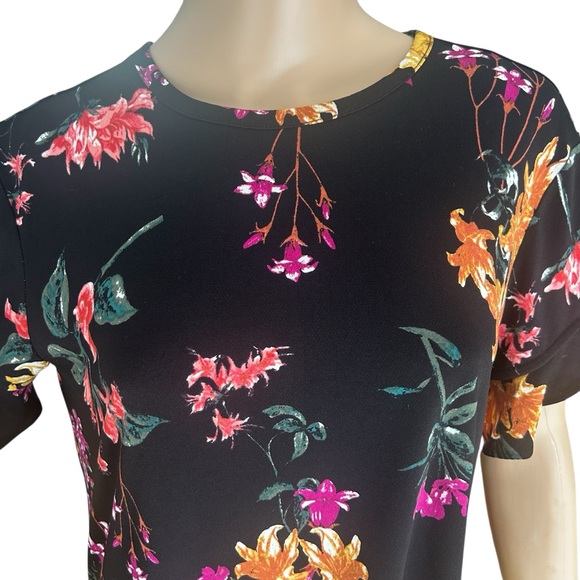 Cable & Gauge Floral Ruffle Hem Blouse Black Multicolor Size M - Picture 5 of 13